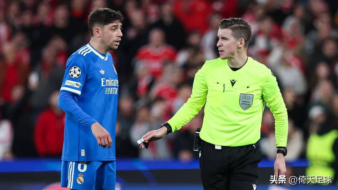 意甲帕尔马对阵卡利亚里法甲斯特拉斯堡对阵朗斯比分预测足球分析